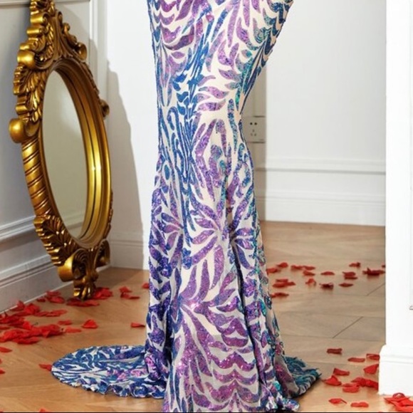 Luxurious Sequins Mermaid Low Backless Prom Evening Party Formal Gown Maxi Dress - Picture 6 of 9